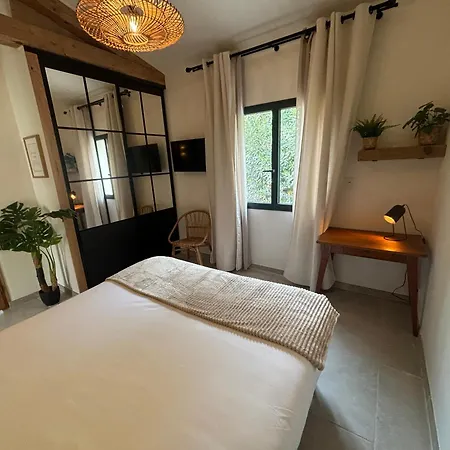 Semesterbostad Le Jardin De La Vade